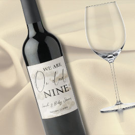 クラウドナイン男女兼用ベージュスカイ赤ちゃんシャワー ワインラベル