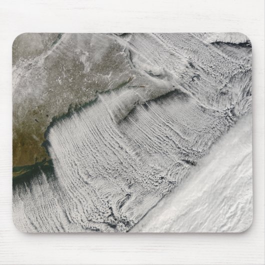 クラウド通りオフNew EnglandとMaritimes マウスパッド (正面)