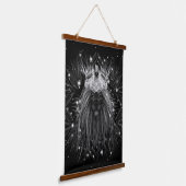 クラウンモノグラム付きスターライトライオン 吊り下げ型タペストリー (傾斜あり)