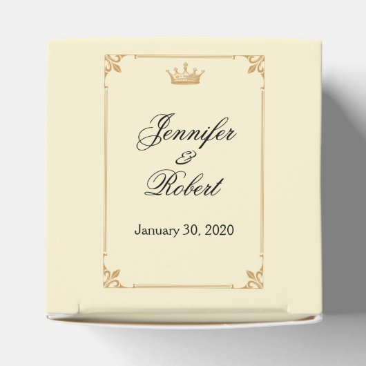 クラウンリージェンシーイン金ゴールドとアイボリーの好意ボックス フェイバーボックス (上部)