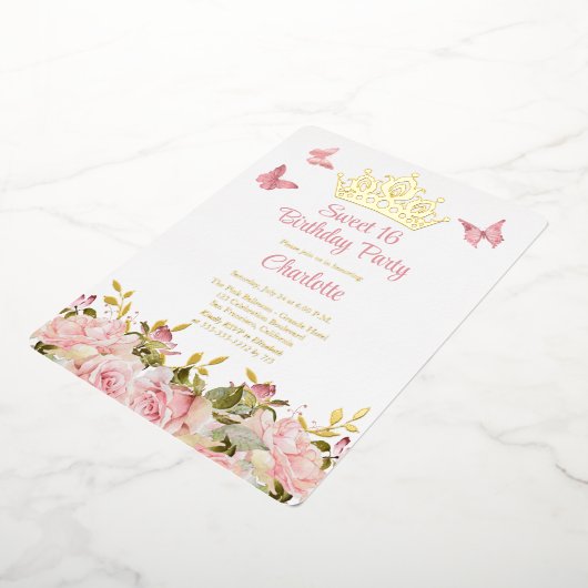 クラウン |蝶ピンクフローラスウィート16誕生日 箔招待状 (回転した状態)