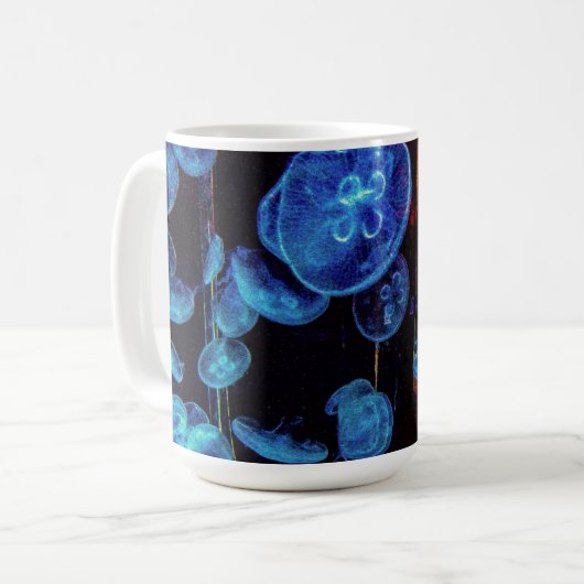 クラゲの中を覗き込む コーヒーマグカップ (正面左)