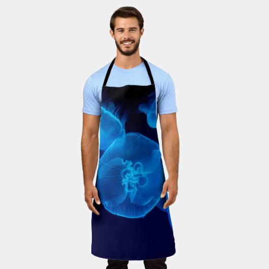 クラゲの群れの撮影をクローズアップする エプロン (着用した状態)