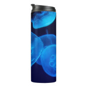 クラゲの群れの撮影をクローズアップする タンブラー (回転右)