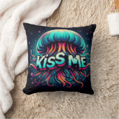 クラゲカラフルイラストレーション付きキスMe文字 クッション (ブランケット)