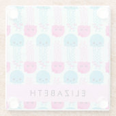 クラゲ模様，かわいいクラゲ，海，あなたの名前 ガラスコースター (裏面)