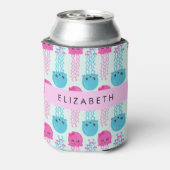 クラゲ模様，かわいいクラゲ，海，あなたの名前 缶クーラー (缶裏面)