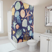 クラゲ、貝殻、魚などの縫い目のないかわいい模様 シャワーカーテン (インサイチュ)