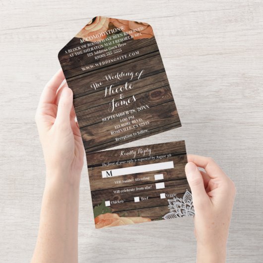 クラシカルなオレンジ色のスパイスオータムローズ ヴィンテージラウェディング オールインワン招待状 (貼ってはがせる)