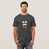 クラシカルな口ひげ Tシャツ (正面フル)