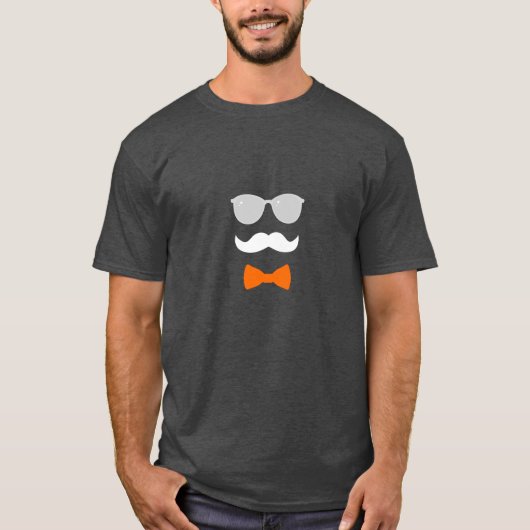 クラシカルな口ひげ Tシャツ (正面)
