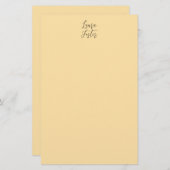 クラシカルな筆記体 エレガントなネーム ベージュカラー 便箋 (正面/裏面)