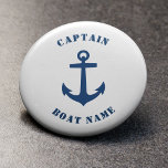 クラシックいかりキャプテンボート名ネイビー 缶バッジ<br><div class="desc">ネイビーブルークラシックの航海のいかりとボート名、およびカスタマイズ可能なキャプテンランクボタン。</div>