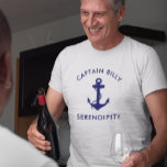 クラシックいかりキャプテン Tシャツ<br><div class="desc">クラシック航海のいかりのネイビー・ブルー・イラストレーションとネイビー・ブルー・レタリングの名前と船名を基調にしたボートキャプテンのホワイトtシャツモダン。</div>