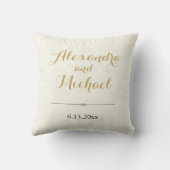 クラシックでエレガントなアイボリーの金ゴールドの黒のダマスク織の結婚式 クッション (裏面)