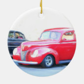 クラシックで赤い車のオーナメント セラミックオーナメント (裏面)