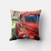 クラシックで赤い車 クッション (裏面)