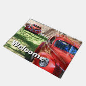 クラシックで赤い車 ドアマット (アングル)