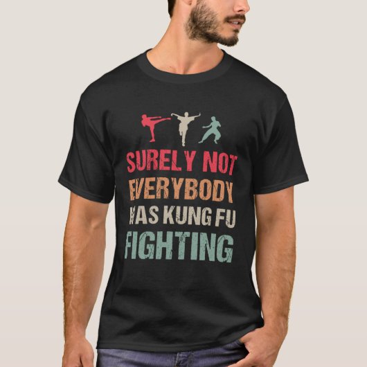 クラシックなカンフー・ファイティング Tシャツ (正面)