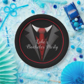 クラシックなジェントルマン　赤いネクタイ ペーパープレート (パーティー)