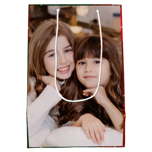 クラシックなチェック柄の2面クリスマス ミディアムペーパーバッグ (裏面)