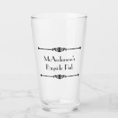 クラシックなパブパーソナライズな名前またはビジネスビール タンブラーグラス (正面)
