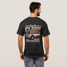 クラシックな四輪駆動トラックに乗りましょう Tシャツ