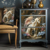 クラシックな翼を持つユニコーンの魔法のようなおとぎ話の馬スリラー ランバークッション