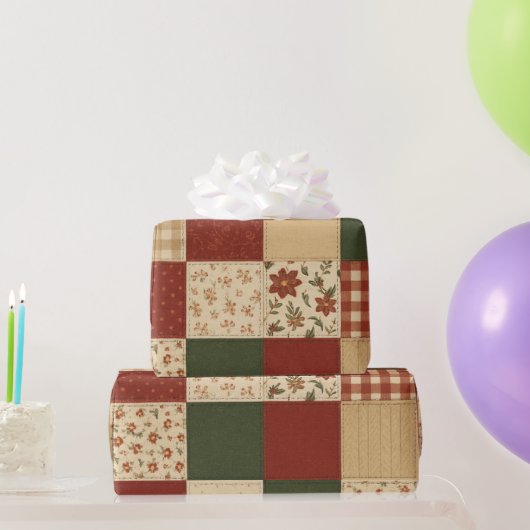 クラシックな赤と緑のパッチワークキルト包装紙 - ルーラルファームハウス フラワープリント ラッピングペーパー (パーティーギフト)