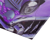 クラシックな車: 燃えるようなフードが付いているシボレー カッティングボード (角)