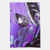 クラシックな車: 燃えるようなフードが付いているシボレー キッチンタオル (縦)