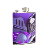 クラシックな車: 燃えるようなフードが付いているシボレー フラスク (右)