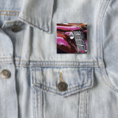 クラシックな車: 金褐色 缶バッジ (インサイチュ)