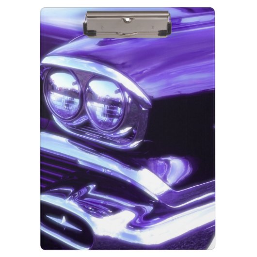 クラシックな車: 1958年のシボレー クリップボード (正面)