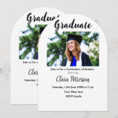 クラシックな黒と白のクラスを追加する卒業年度の学校卒業 招待状 (正面/裏面)