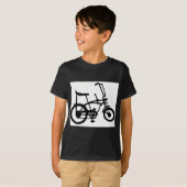 クラシックな60年代のバイクBICYLE SCHWINNのアカエイのバイク Tシャツ (正面フル)