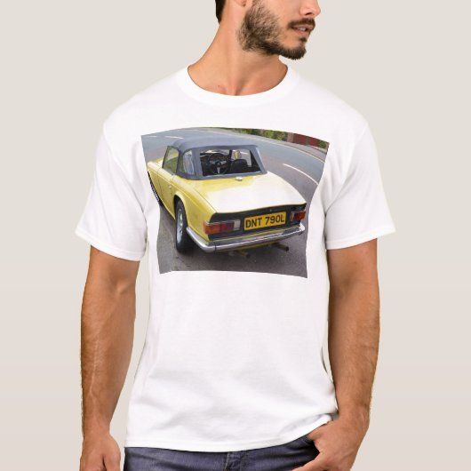 クラシックなTR6勝利Sportscar Tシャツ (正面)