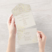 クラシックアイボリーとゴールドのウェディング オールインワン招待状 (貼ってはがせる)