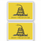 クラシックイエロー ガズデン旗 Don't Tread on Me シール (正面)