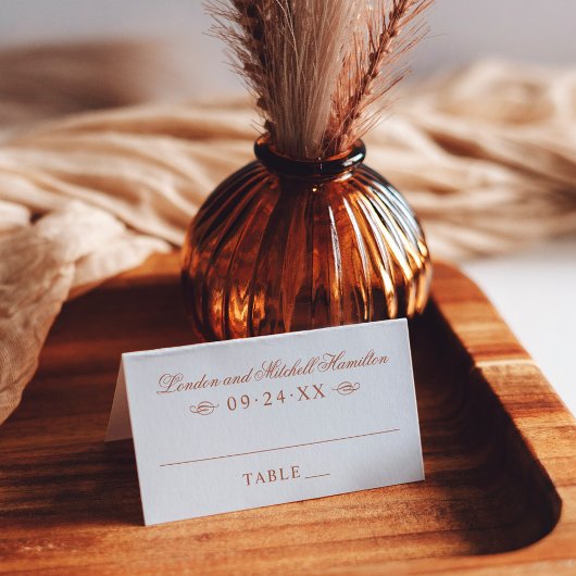 クラシックエレガントテラコッタオレン結婚ジズモノグラム プレイスカード