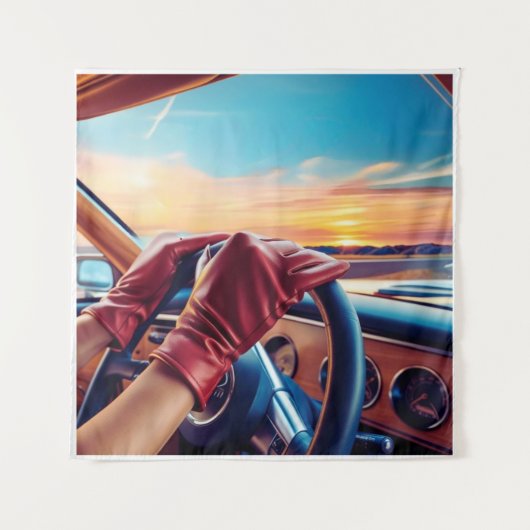 クラシックカーに乗るエレガントな女性 タペストリー (正面)