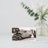 クラシックカーの牽引サービス修理工場のセピア色のレトロ 名刺 (スタンド正面)