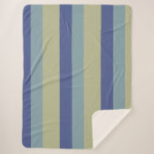 クラシックカーキとツーブルースパタストライプのーン シェルパブランケット (正面)