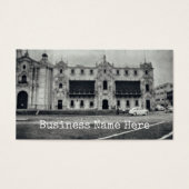 クラシックカーモノクロヴィンテージカーオンシティーロード (正面)