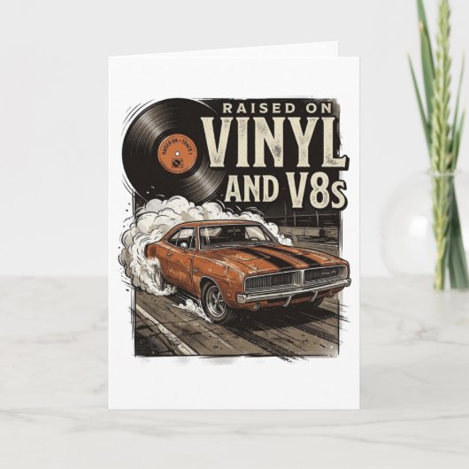クラシックカー好きのためのヴィニールとV8のTシャツ カード (正面)