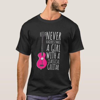 クラシックギターを持つ女性をナメるな Tシャツ