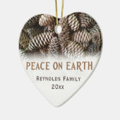 クラシッククリスマスのパインコーンピースオンアースカスタム セラミックオーナメント (左)