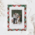 クラシックグリーンプレイドパターンメリークリスマスフォト<br><div class="desc">このクラシックのplaidメリークリスマスフォトフラットカードでクリスマスの挨拶を送る。クラシックの緑、白、赤の格子模様が特徴。写真、名前、休日の挨拶、年とメッセージを追加してパーソナライズ。この緑の格子模様のクリスマスカードは他の色で利用可能である。</div>