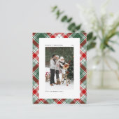 クラシックグリーンプレイドパターンメリークリスマスフォト シーズンポストカード (スタンド正面)