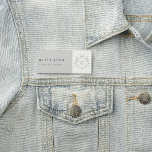 クラシックグレイエレガントモノグラムフローラクラウン 名札 (インサイチュ)